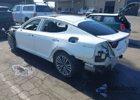 2019 Kia Stinger Premium z USA, uszkodzony, nr VIN KNAE25LAXK6055019